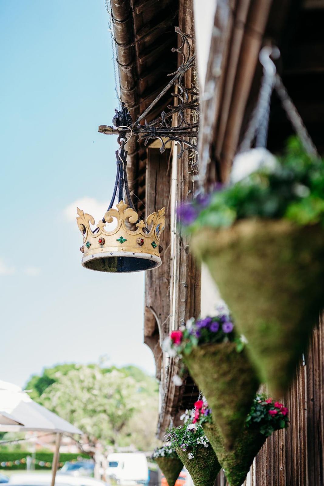 The Crown Inn Chiddingfold Dış mekan fotoğraf